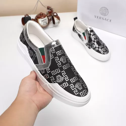 Replica Versace Casual Shoes For Men #1373596 $68.00 USD for Wholesale