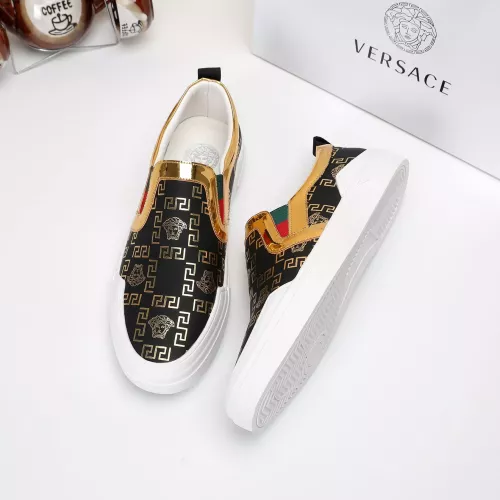 Replica Versace Casual Shoes For Men #1373597 $68.00 USD for Wholesale