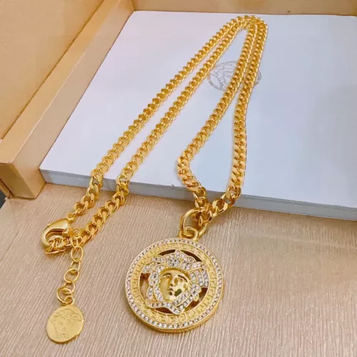 Versace Necklaces For Unisex #1373631