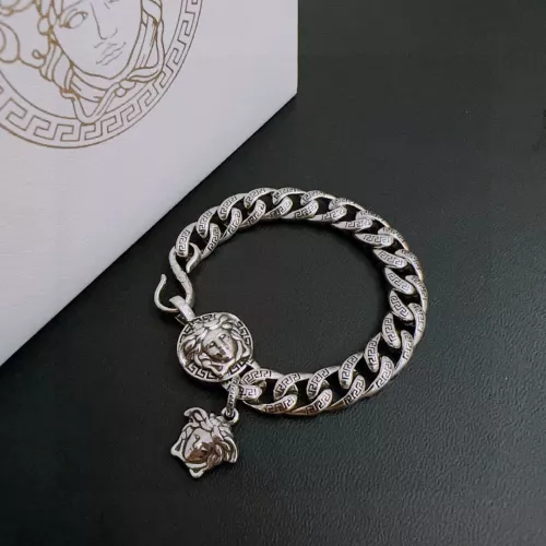 Versace Bracelets For Unisex #1373783