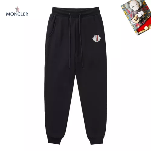 Moncler Pants For Men #1376877
