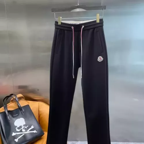 Moncler Pants For Men #1376927