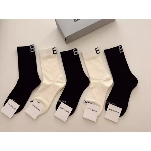 Balenciaga Socks For Women #1378358
