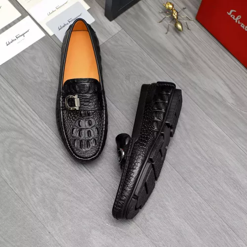 Salvatore Ferragamo Leather Shoes For Men #1380525