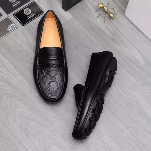 Versace Leather Shoes For Men #1380603