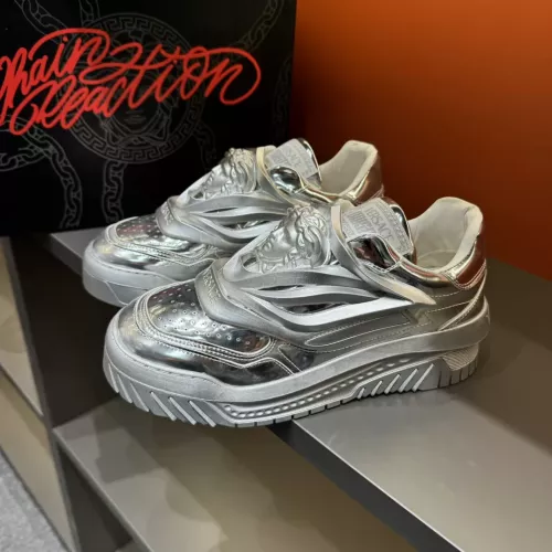 Versace Casual Shoes For Men #1381391