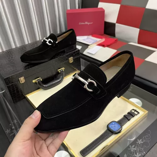 Salvatore Ferragamo Leather Shoes For Men #1381482