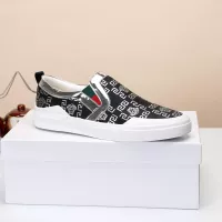 $68.00 USD Versace Casual Shoes For Men #1373596