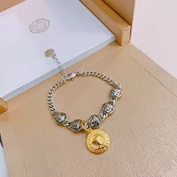 $60.00 USD Versace Bracelets For Unisex #1373772