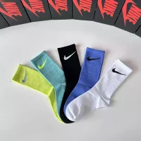 $29.00 USD Nike Socks #1377720