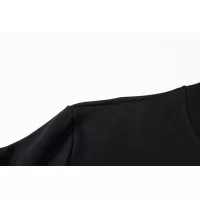 $39.00 USD Dsquared Hoodies Long Sleeved For Men #1380585