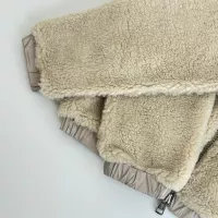 $132.00 USD Moncler Jackets Long Sleeved For Unisex #1381922