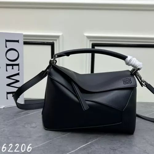 LOEWE AAA Quality Messenger Bags For Women #1385651