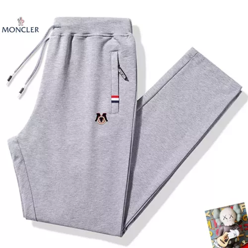 Moncler Pants For Men #1385968