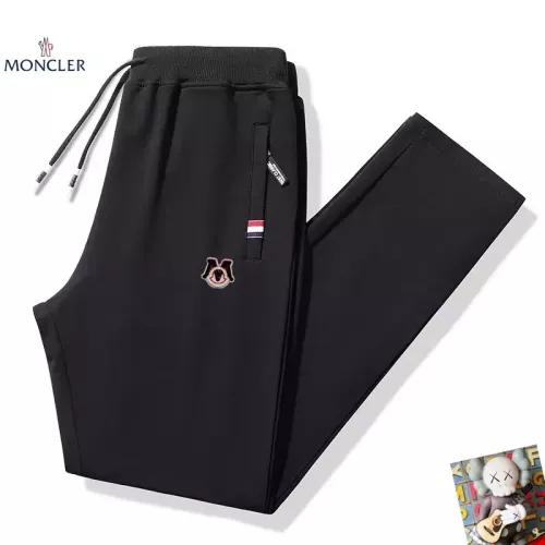 Moncler Pants For Men #1385971