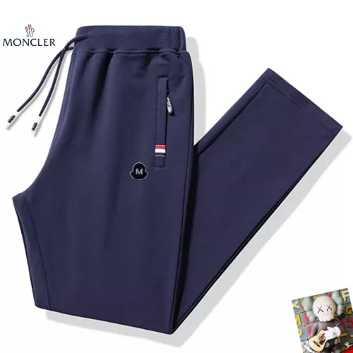 Moncler Pants For Men #1385978