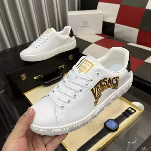 Versace Casual Shoes For Men #1387771