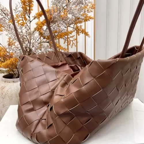 Replica Bottega Veneta BV AAA Quality Shoulder Bags For Women #1387934 $108.00 USD for Wholesale