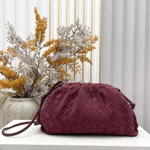 Bottega Veneta BV AAA Quality Messenger Bags For Women #1388020