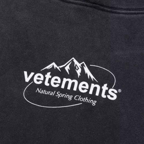 Replica VETEMENTS Hoodies Long Sleeved For Unisex #1389631 $68.00 USD for Wholesale