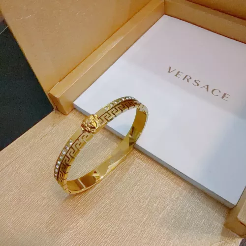 Versace Bracelets #1390243
