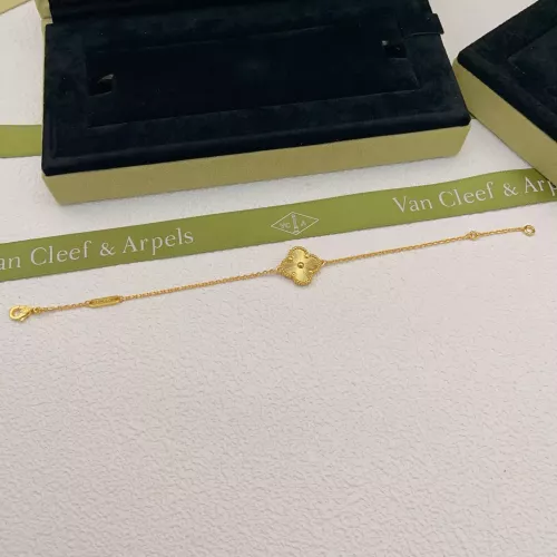Replica Van Cleef & Arpels Bracelets For Women #1390349 $25.00 USD for Wholesale