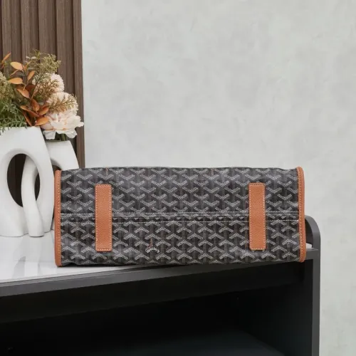 Replica Goyard AAA Quality Shoulder Bags For Women #1391947 $72.00 USD for Wholesale