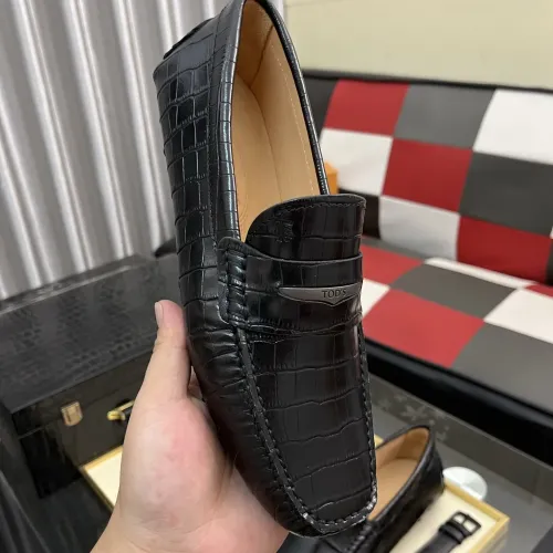 Replica TOD'S Oxfords Shoes For Men #1392070 $88.00 USD for Wholesale