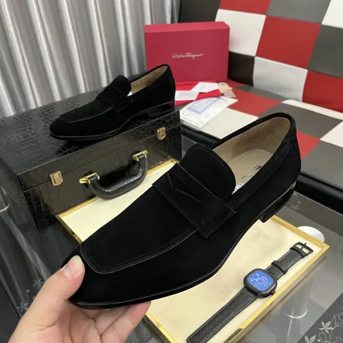 Salvatore Ferragamo Leather Shoes For Men #1392086