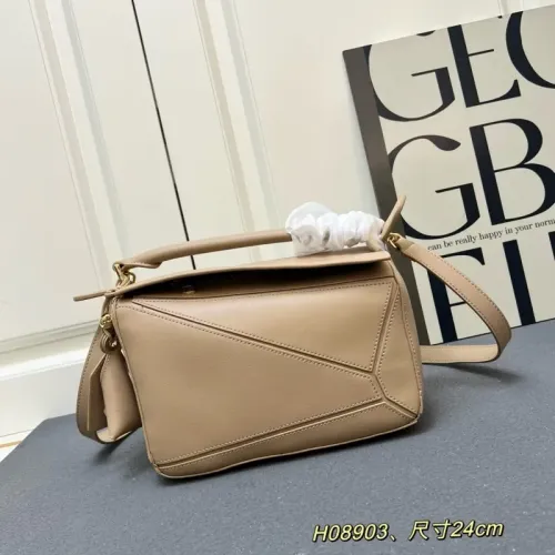 LOEWE AAA Quality Messenger Bags For Women #1392165