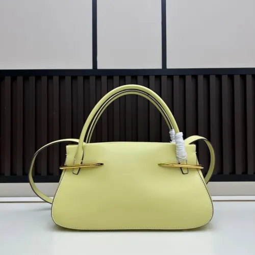 Givenchy AAA Quality Handbags For Women #1392275