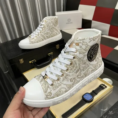 Versace High Tops Shoes For Men #1392490