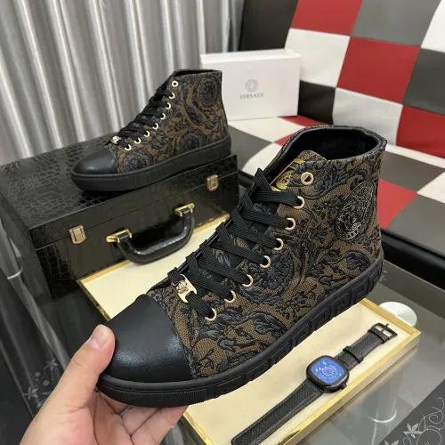 Versace High Tops Shoes For Men #1392492