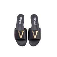 $82.00 USD Versace Slippers For Women #1382048