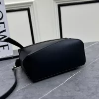 $122.00 USD LOEWE AAA Quality Messenger Bags For Women #1385648