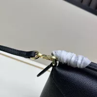 $122.00 USD LOEWE AAA Quality Messenger Bags For Women #1385656