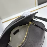 $122.00 USD LOEWE AAA Quality Messenger Bags For Women #1385663