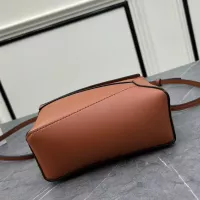 $122.00 USD LOEWE AAA Quality Messenger Bags For Women #1385694