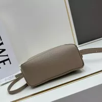 $122.00 USD LOEWE AAA Quality Messenger Bags For Women #1385703