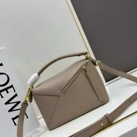 $145.00 USD LOEWE AAA Quality Messenger Bags For Women #1385706