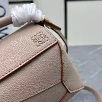 $122.00 USD LOEWE AAA Quality Messenger Bags For Women #1385718