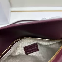 $122.00 USD LOEWE AAA Quality Messenger Bags For Women #1385740