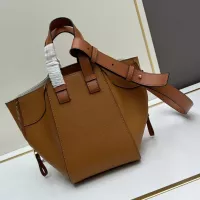 $122.00 USD LOEWE AAA Quality Handbags For Women #1386968