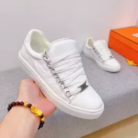 $76.00 USD Balenciaga Casual Shoes For Men #1387155