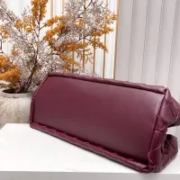 $108.00 USD Bottega Veneta BV AAA Quality Shoulder Bags For Women #1387936