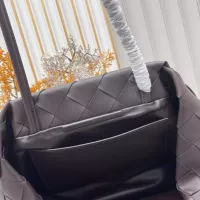 $108.00 USD Bottega Veneta BV AAA Quality Shoulder Bags For Women #1387939