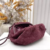$112.00 USD Bottega Veneta BV AAA Quality Messenger Bags For Women #1388020