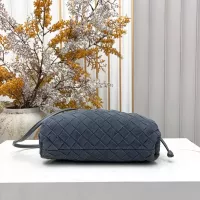 $100.00 USD Bottega Veneta BV AAA Quality Messenger Bags For Women #1388021