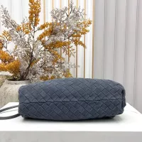 $112.00 USD Bottega Veneta BV AAA Quality Messenger Bags For Women #1388023