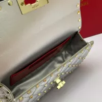 $98.00 USD Valentino AAA Quality Messenger Bags For Women #1388062